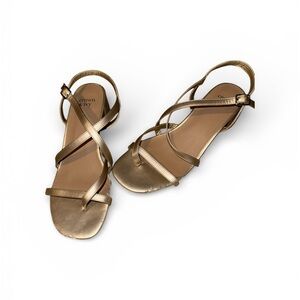 💛crown & ivy Metallic Gold Sandals🌟